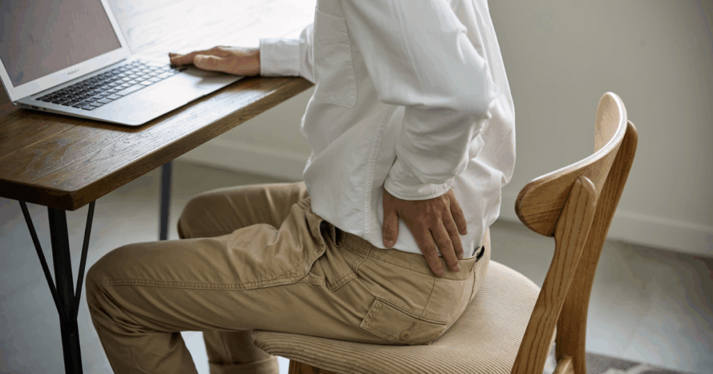 ઓફિસમાં લાંબા કલાકો બેસવાથી સાંધિવાત કેમ વધે છે?